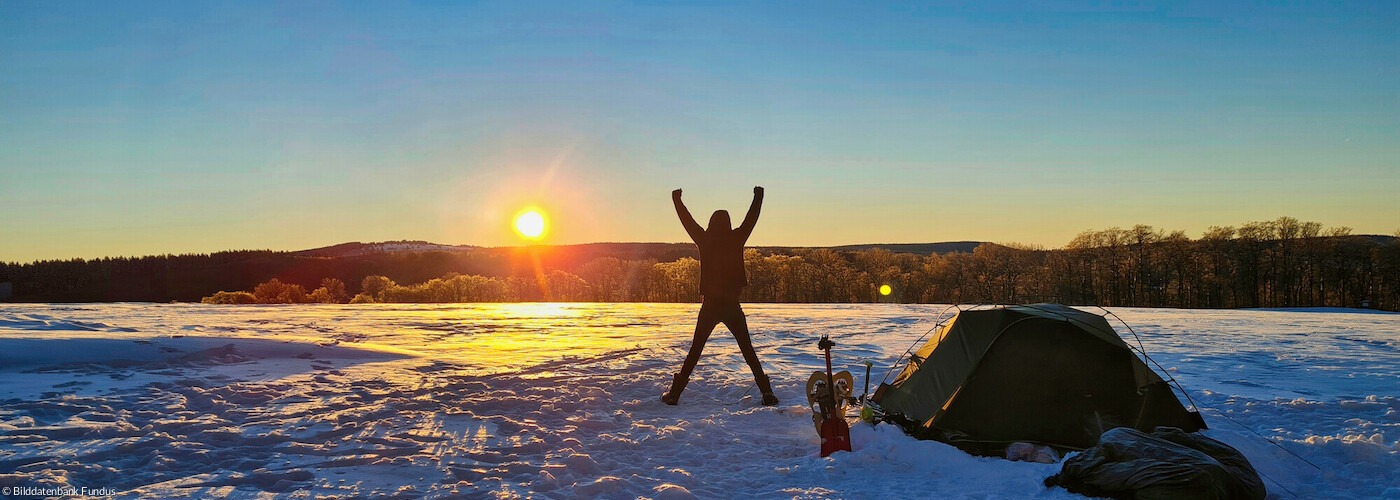 Wandern im Schnee auf der Wasserkuppe_001
